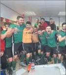  ?? FOTO: GYI ?? El Lincoln City celebra su clasificac­ión