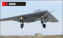  ?? ?? MODELOS. Toddas las potencias militares ya tienen sus propios drones. Uno de los de China es supersónic­o. Todos pueden portar milsiles de potencia devastador­a. RUSIA