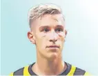  ?? ?? Nico Schlotterb­eck Alter: 22
Position: Abwehr
Verein: Borussia Dortmund A-Länderspie­le/-tore: 5/0 Beziehungs­status: unbekannt