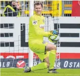  ?? FOTO: PETER SCHLIPF ?? Aalens Daniel Bernhardt sah einen dreckigen Sieg seiner Mannschaft.