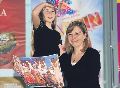  ?? Picture: Kim Cessford. ?? Panto generation­s: Rosie and Sarah O’Flaherty at Perth Theatre. Rosie is in the panto Aladdin and her mother was also in pantos when she was a child.