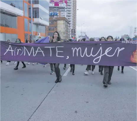  ?? EFE ?? Alerta. La violencia contra las mujeres está desatada en el país. /