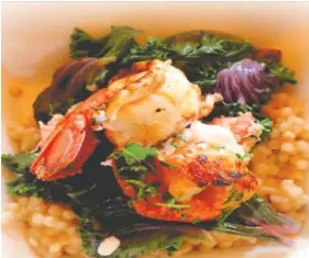  ?? LYNDA BALSLEV-TASTEFOOD ?? Shrimp and kale couscous