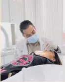  ??  ?? Entre los premios de salud dan una limpieza dental y hasta tres calzas.