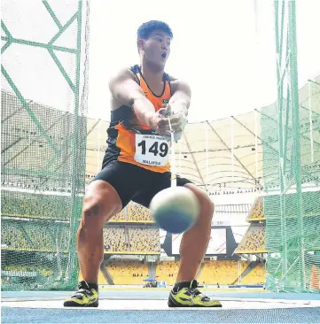  ??  ?? Jackie Wong in action in the men’s hammer throw at National Stadium, Bukit Jalil. — Bernama photo