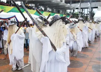  ?? PHOTO: AYODELE ADENIRAN ?? The Eyo masquerade­s at the Tafawa Balewa Square, Lagos.