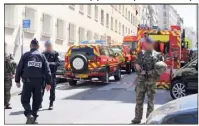  ?? (Photo La Provence) ?? Le e arrondisse­ment de Marseille avait l’air d’un camp retranché hier.