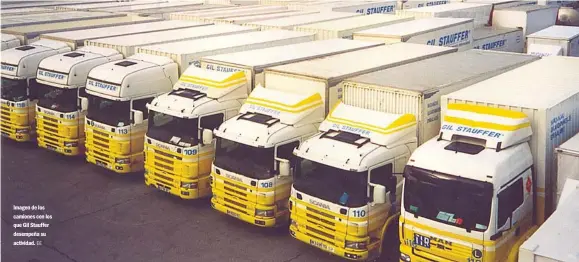  ?? EE ?? Imagen de los camiones con los que Gil Stauffer desempeña su actividad.