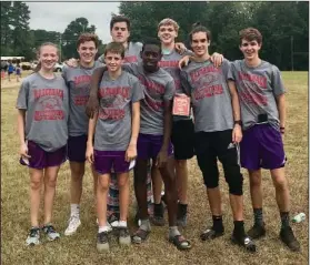  ?? Contribute­d photo ?? Top 10: El Dorado competed in the Razorback Invitation­al cross country meet on Saturday in Texarkana. Pictured are El Dorado's top 10 finishers, wearing their top-10 t-shirts. The Wildcats won the varsity boys team title.