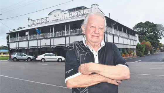  ?? Picture: Cameron Bates ?? Ingham icon Keith Hogg, 78, has sold the Station Hotel. He plans on spending his first Christmas with his family in WA in 55 years.