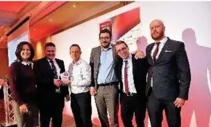  ?? Rob Browne ?? Winners are pictured at a previous Walesonlin­e Digital Awards ceremony.