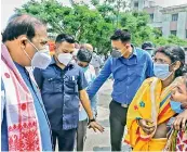  ?? - PTI ?? Chief Minister Himanta Biswa Sarma visits Fakhruddin Ali Ahmed Medical College & Hospital to review treatment facilities for Covid in Barpeta.