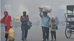  ??  ?? Deadly smog hits Delhi in India.