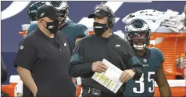  ?? RON JENKINS - THE ASSOCIATED PRESS ?? Could this be the last week we see Doug Pederson, right, on the sideline as Eagles’ head coach? Only time will tell, but Pederson’s future certainly has been a topic of discussion during the worst season in eight years.