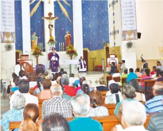  ?? MENDOZA ?? La Catedral de Nuestra Señora de la Soledad en Acapulco, donde el arzobispo Leopoldo González exigió una disculpa del gobierno para limpiar la imagen de los sacerdotes asesinados/miguel