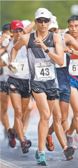  ??  ?? Horacio Nava (43), durante una competenci­a de 20 km este año