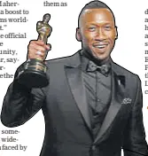  ??  ?? Mahershala Ali (L), who won the best supporting actor Oscar for his portrayal of a drug dealer in ‘Moonlight’, joined the Ahmadiyya community in 2001.