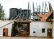  ?? Foto: Ringel ?? Bis auf die Grundmauer­n abgebrannt ist ein Stadel in Hürnheim.