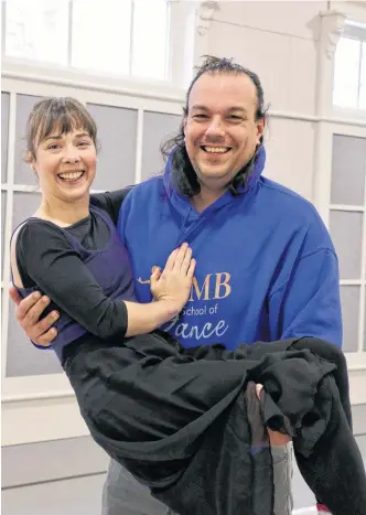  ?? CAROLE MORRIS-UNDERHILL ?? Jen Cole and her husband Mike Feeney moved from British Columbia to Nova Scotia in July 2021 to put down roots and become part of a community. Feeney, who works at the Hantsport Post Office, and Cole, who launched GMB School of Dance in September, both have a passion for the arts.