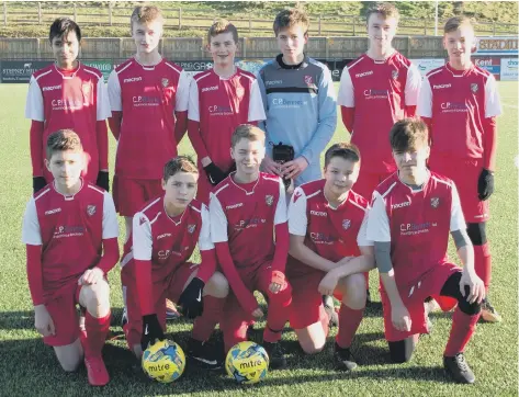  ??  ?? Scarboroug­h Athletic AFC Under-14s line up before their heavy cup quarter-final defeat against Beverley Pictures by Steve Lilly