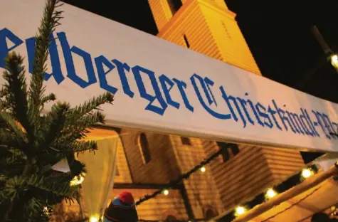  ?? Foto: Elisa Glöckner ?? Noch eine Woche warten, dann geht der karitative Christkind­lmarkt in Friedberg los. 18 Gruppen sind mit von der Partie.