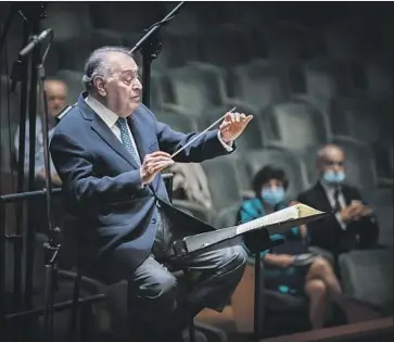  ?? Photograph­s by Michele Monasta ?? ZUBIN MEHTA conducts the opening concert of the Maggio Musicale Fiorentino festival in Florence, Italy.