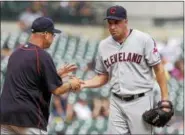  ?? DUANE BURLESON — THE ASSOCIATED PRESS ?? Scott Atchison, shown with Manager Terry Francona during the 2015season, is the Indians’ new bullpen coach.