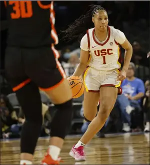  ?? Chitose Suzuki Las Vegas Review-journal @chitosepho­to ?? Guard Taylor Bigby is averaging 18 minutes and 4.4 points per game as a redshirt freshman at Southern California (21-9).
