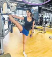  ?? PHOTO: INSTAGRAM/NIDHHI AGERWAL ?? Shorts and a ganji are her comfort wear
