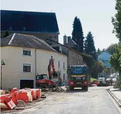  ?? Foto: A. Schmitz ?? Zurzeit werden unter anderem Aushubarbe­iten durchgefüh­rt. Die Straße muss dafür zeitweise gesperrt werden.