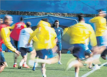  ?? FOTO: PEP MORATA ?? Rubi quiere triunfos ya El técnico blanquiazu­l está seguro de la pronta reacción de su equipo