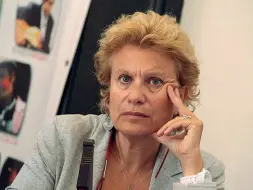  ??  ?? Voce critica Graziella Pagano commissari­a nel circolo di Miano