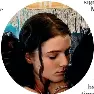  ??  ?? Kiwi Thomasin McKenzie is all at sea in Old.