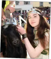  ?? Photos by Michelle Cooper Galvin ?? Queen of Puck Kerry Lynch crowning King Puck at Puck Fair on Wednesday.