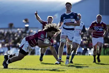  ?? PHOTO: GETTY IMAGES ?? Isaac Te Tamaki of Southland scores a try during in his side’s NPC match against Auckland at Rugby Park Stadium in Invercargi­ll yesterday.