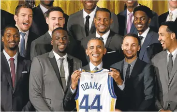  ?? WIN MCNAMEE/GETTY IMAGES ?? President Barack Obama welcomed the 2015 NBA Champion Golden State Warriors to the White House to congratula­te the team in February 2016. President Donald Trump has not extended an invitation to the 2017 NBA Championsh­ip winners.