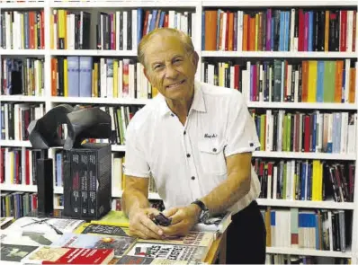  ?? Jaime Galindo ?? El profesor de origen palestino Bichara Khader, en la biblioteca del Centro Pignatelli, ayer.