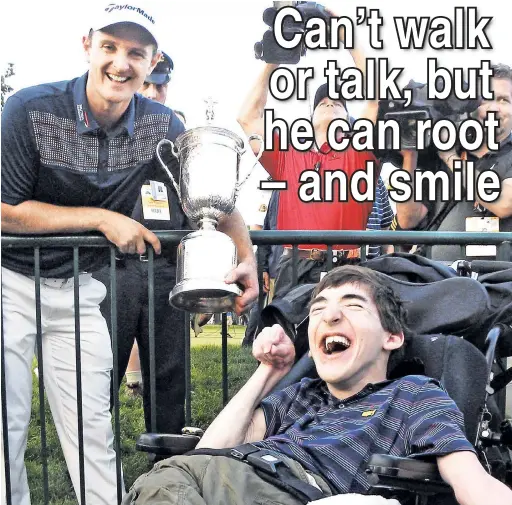  ??  ?? HE’S IN THE CLUB: David Finn smiles his infectious smile at the 2013 US Open as tourney winner Justin Rose shows off his trophy.