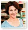  ?? ?? Nicole Ott ist Köchin, Gastronomi­n und Kochbuchau­torin. Am Wiener Kutschkerm­arkt führt sie das Café Himmelblau