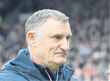  ?? ?? Sunderland boss Tony Mowbray is hoping the club’s recruitmen­t team can add some experience and depth to his squad.