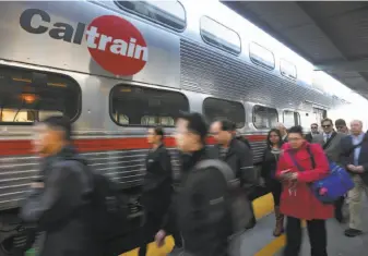  ?? Paul Chinn / The Chronicle 2015 ?? The electrific­ation project will allow Caltrain, traveling between San Francisco and Silicon Valley, to run trains more frequently and carry more passengers.