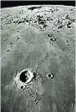  ??  ?? Il Mare Imbrium della Luna con i suoi crateri e i suoi solchi ripresi dall’Apollo 17