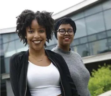  ?? RENÉ JOHNSTON/TORONTO STAR ?? Jessica Kirk, left, and Nasma Ahmed are organizing the University of Toronto’s Black graduation ceremony.