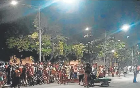  ?? // REDES SOCIALES ?? Protestas en Cuba por los cortes eléctricos