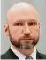  ??  ?? Anders Breivik BEIM ZOLL AUFGEFLOGE­N