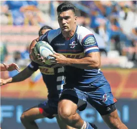  ?? /Carl Fourie, Gallo Images ?? On the charge: Stormers centre Damian de Allende scrummed down at flank at the end of the game as the Jaguares threatened to upset the home side.