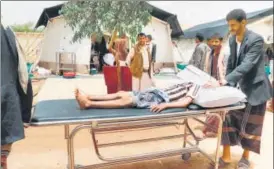  ?? REUTERS ?? A Yemeni boy lies on a stretcher after being injured in an airstrike in Saada on Thursday.