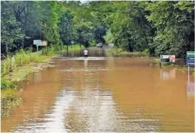  ?? ADRIÁN GALEANO. ?? Guanacaste aún sufre por las inundacion­es dejadas por Nate.
