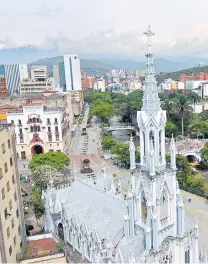  ?? SANTIAGO SALDARRIAG­A/ADN ?? La ciudad es recomendad­a por sus íconos.