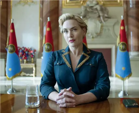  ?? ?? Al tavolo
Kate Winslet, 48 anni, in una scena di «The Regime» in cui interpreta la tiranna di un immaginari­o regime autoritari­o ambientato in Europa